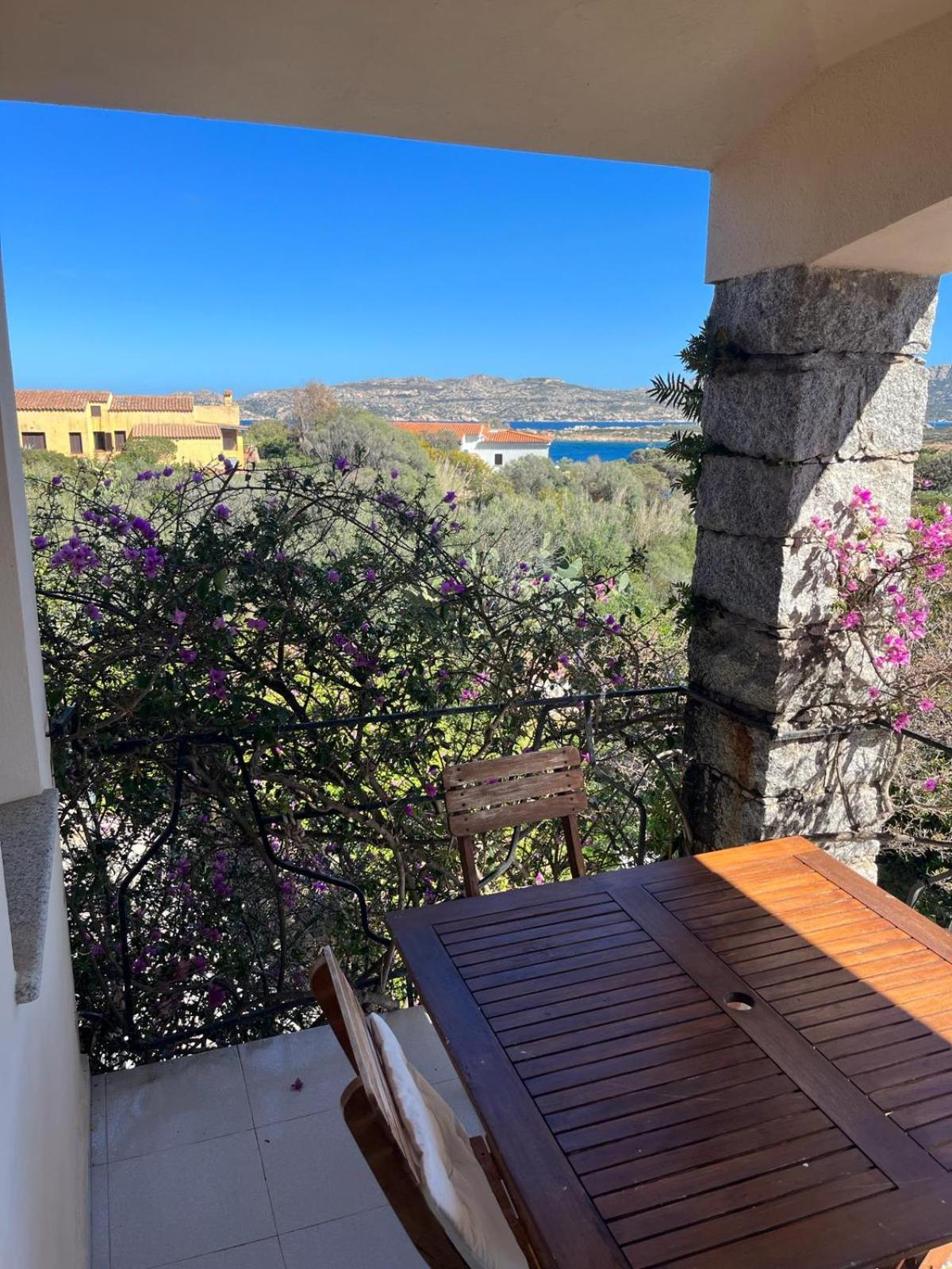 Villa Carlotta La Maddalena La Maddalena  Eksteriør billede