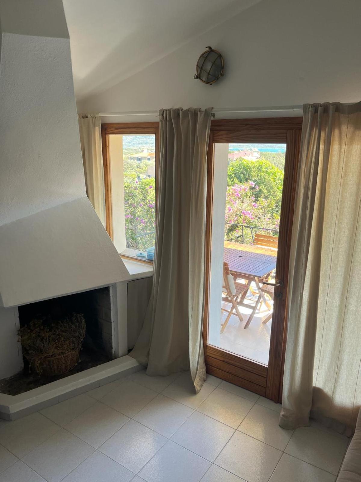 Villa Carlotta La Maddalena La Maddalena  Eksteriør billede